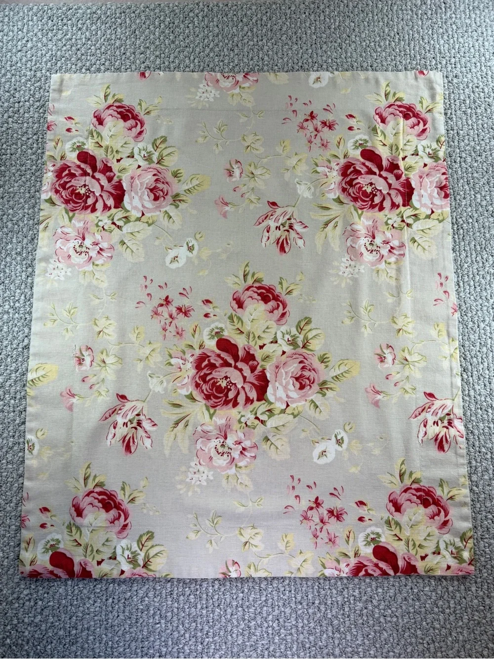 Pottery Barn Vintage Pillow Sham Shabby-Chic English Cabbage Rose Print Standard